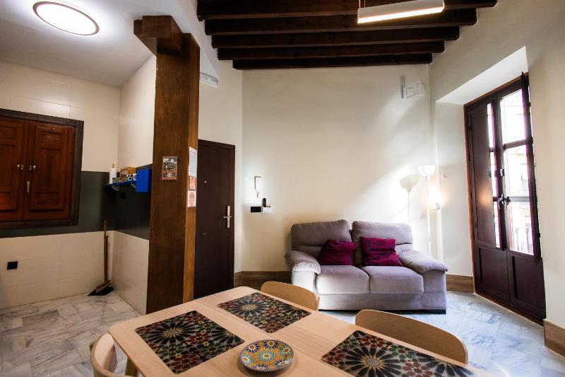 Apartamentos Reyes Católicos by Medina Living - image 10