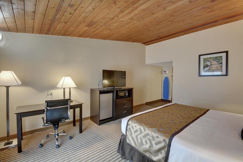 King Room image 4