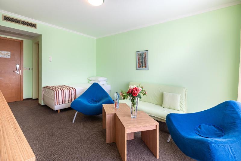 Jeravi Beach Hotel - All Inclusive - image 47