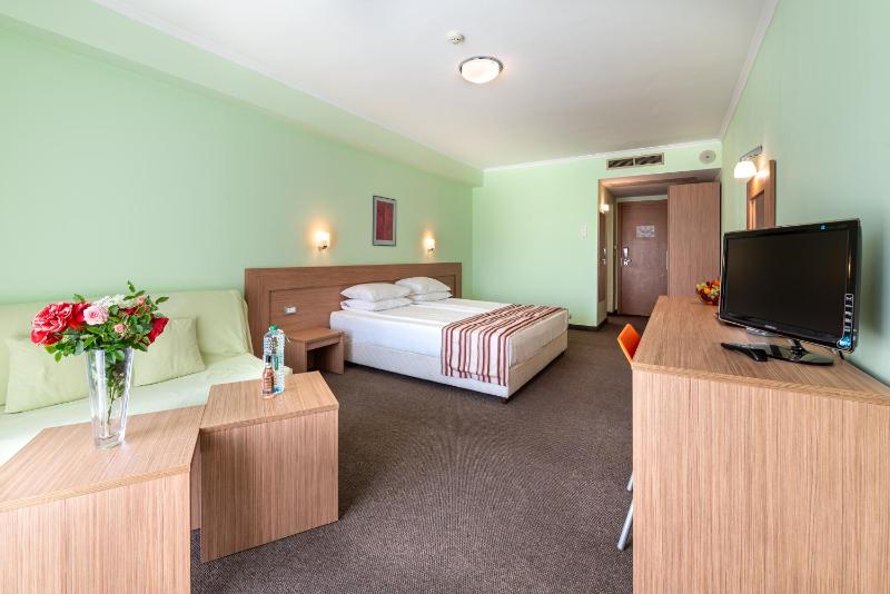 Jeravi Beach Hotel - All Inclusive - image 43