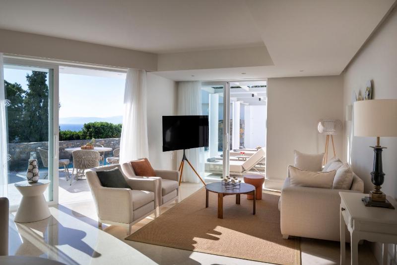 Two Bedroom Elounda Pool Villa, Sea View image 3
