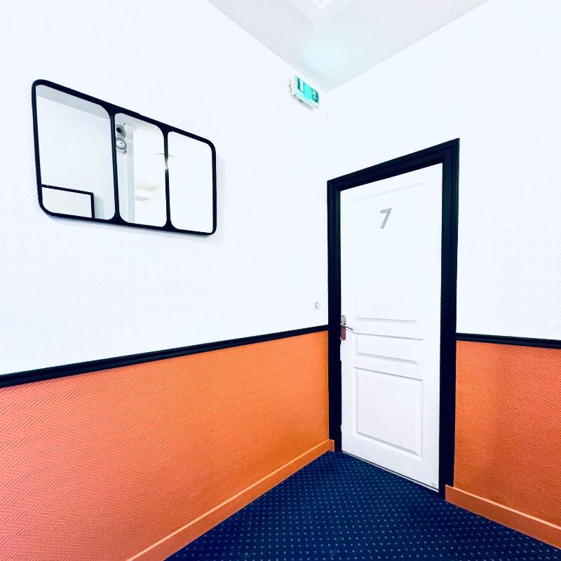 Hôtel Jules - image 36