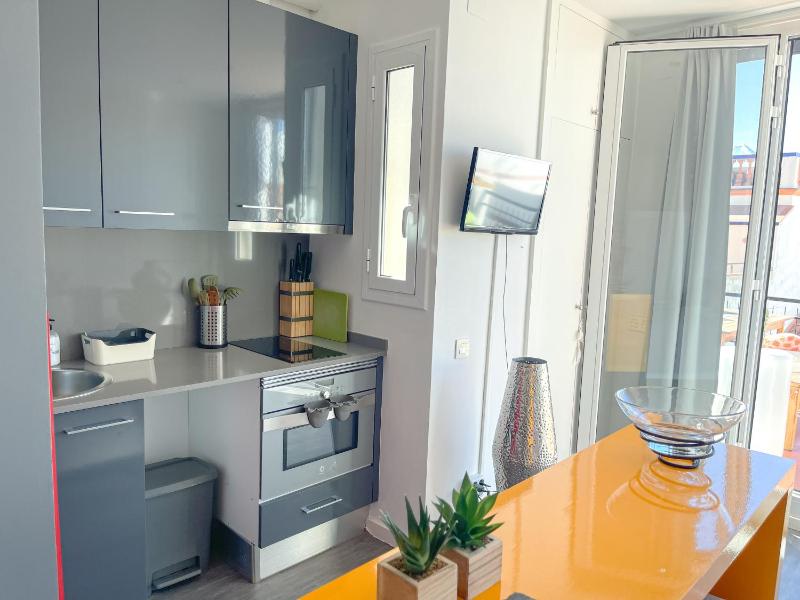 Unique studio Apartment with amazing terrace Sitges centre beach - image 9