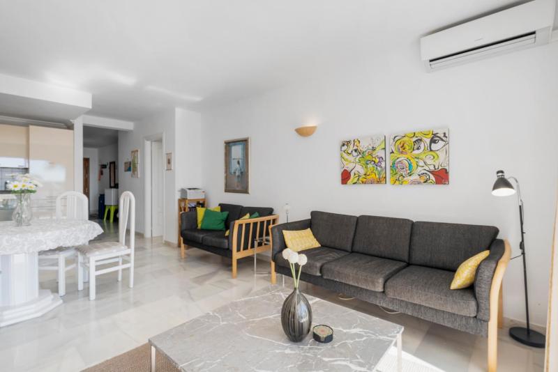 Sunny flat with pool by Costarentals - Ref 96 - image 24