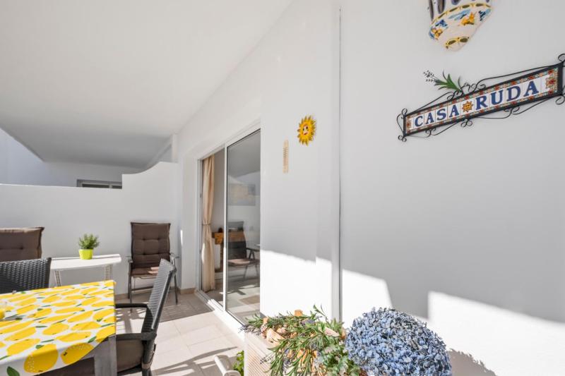 Sunny flat with pool by Costarentals - Ref 96 - image 9