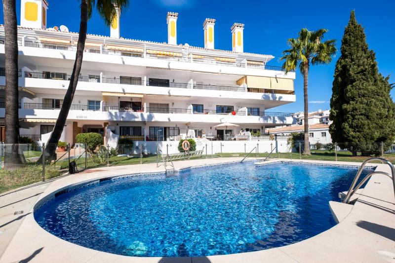 Sunny flat with pool by Costarentals - Ref 96 - image 18