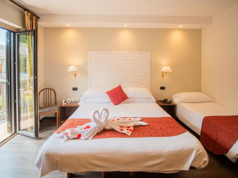 Superior Double or Twin Room image 1