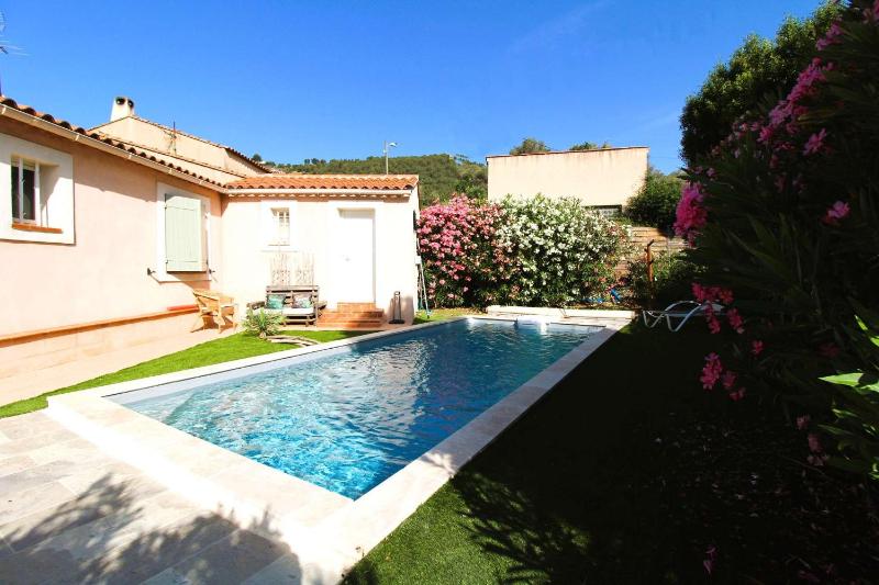 VILLA VIEUX MOULIN Villa avec piscine pour 7 personnes avec piscine à Hyères - image 16