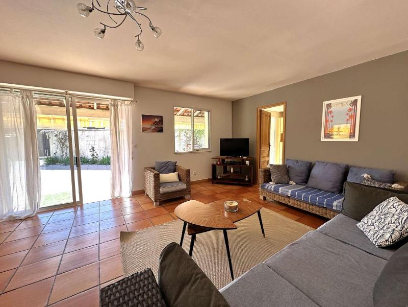 VILLA VIEUX MOULIN Villa avec piscine pour 7 personnes avec piscine à Hyères - image 17