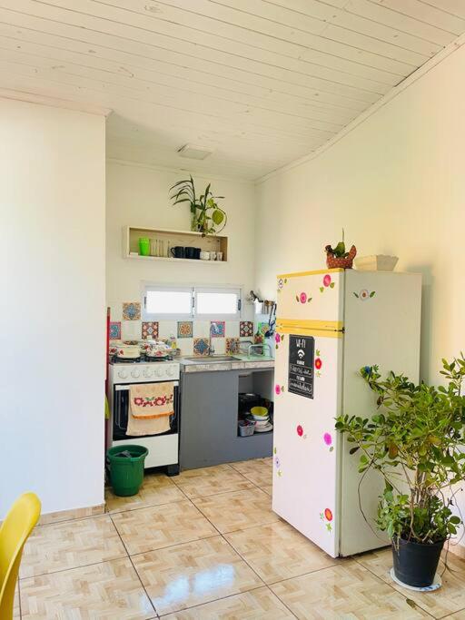 Apart El Altillo loft ambientes abiertos 5 pax en Cataratas pileta compartida - image 12