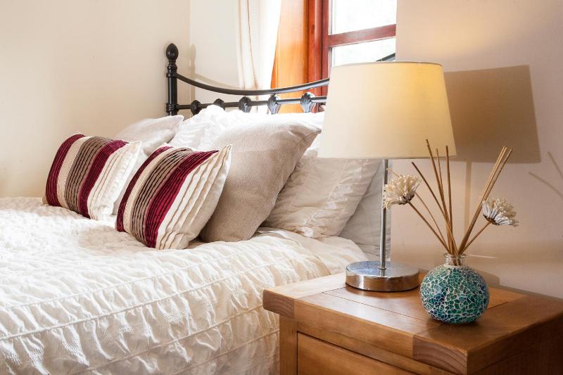 Double Room image 4