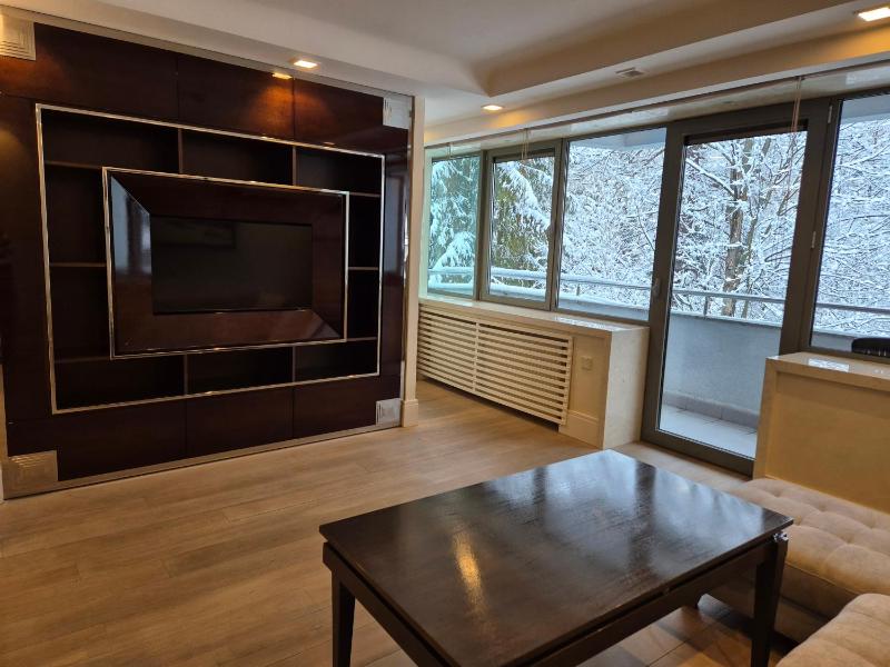 One-Bedroom Suite image 1