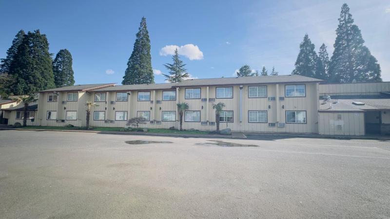 Evergreen Inn & Suites Portland Airport - image 28