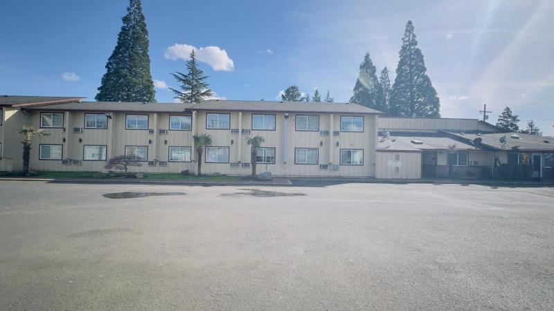 Evergreen Inn & Suites Portland Airport - image 19