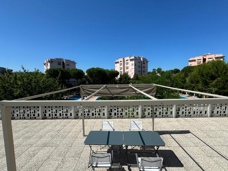 Marcelli trilocale con terrazzo in residence con piscina - M398 - image 6