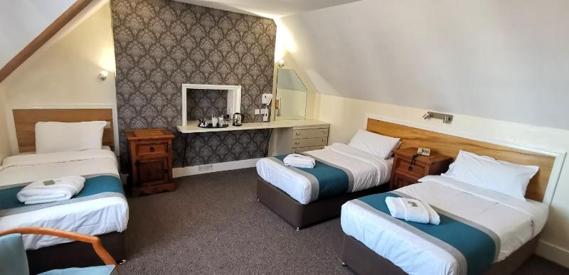 Triple Room image 3