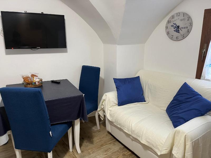 Apartment image 4