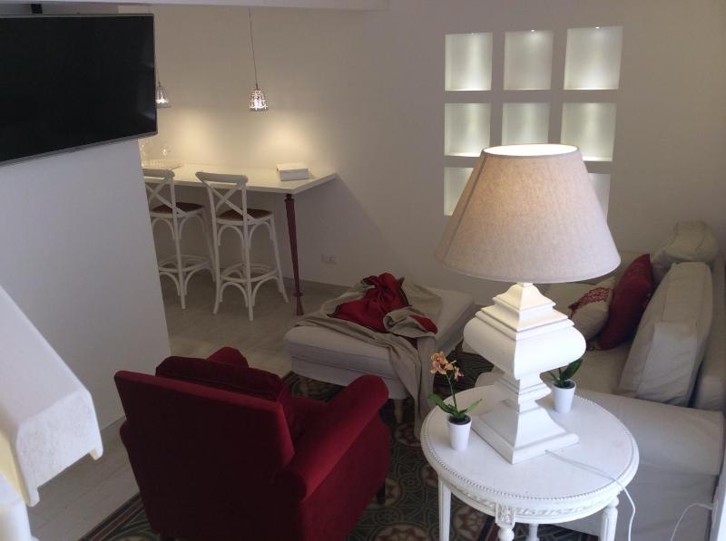 Junior Suite with Balcony - Split Level image 4