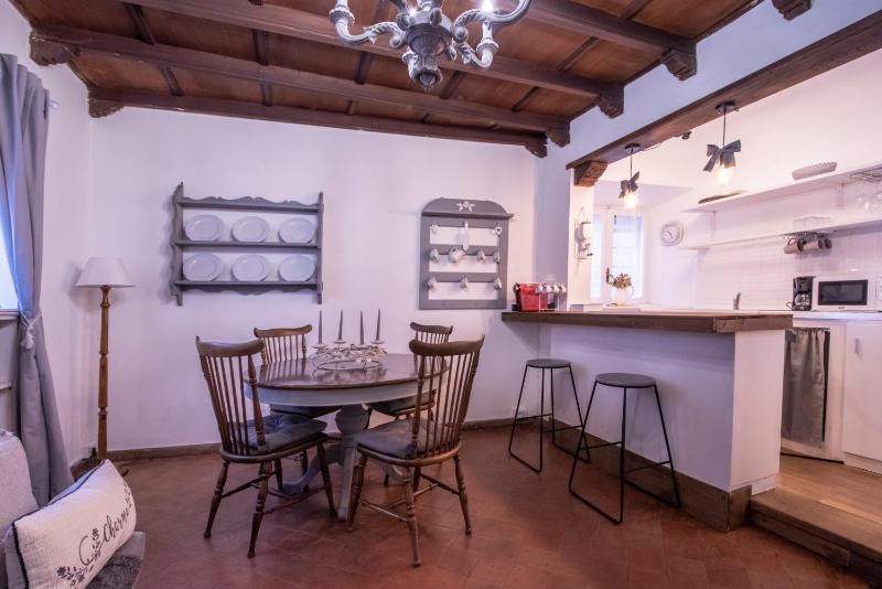 Deluxe Apartment image 3