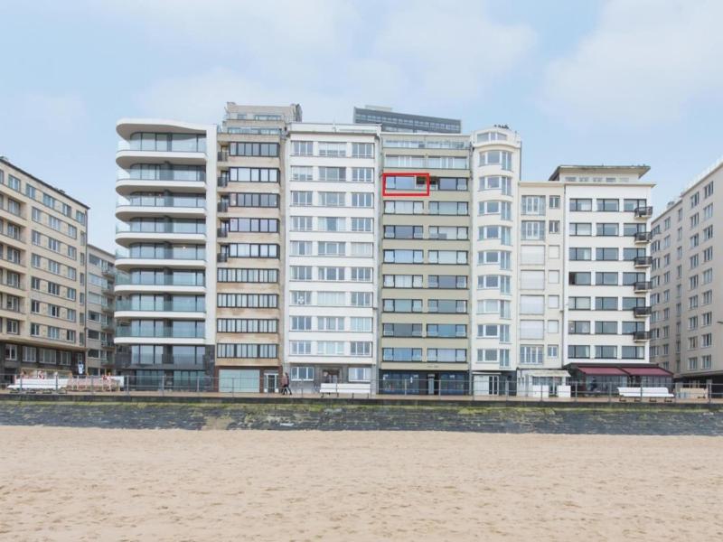 Apartment in Belgium with Sea Views - image 1
