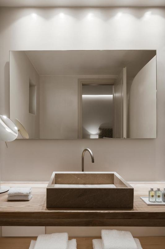 Amaria Suite image 4