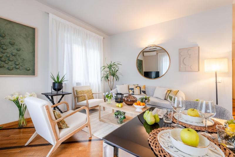 The City Terrace Apartment - image 15