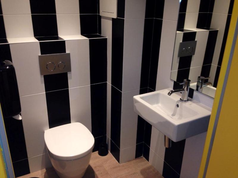 Bed in 6-Bed Female Dormitory Room image 3