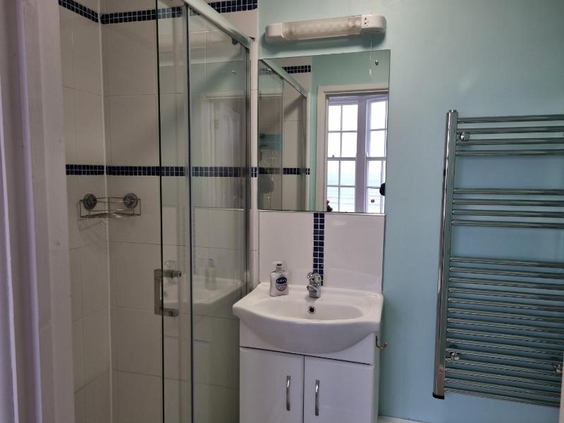Seaspray Guest House - image 42