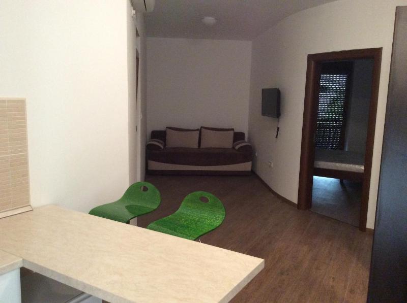 Economy Apartment image 2