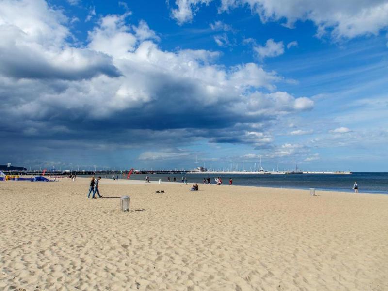 Beach Apartament II Plażowy Happy Hours - image 12