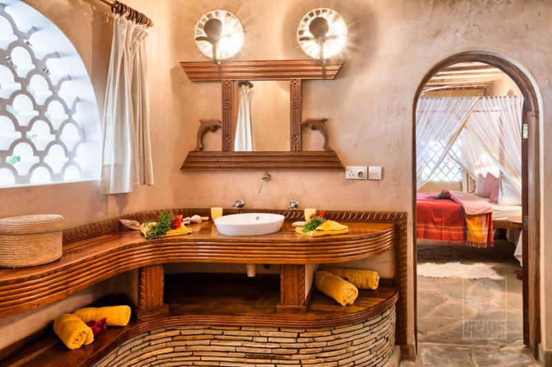 Colobus Villa - image 13