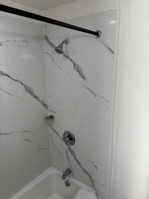 King Room image 1