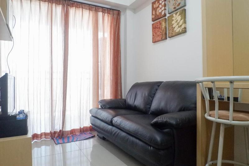Relaxing and Serene 2BR Apartment at Tanglin Supermall Mansion By Travelio - image 16