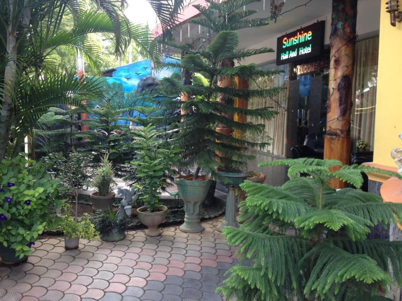 Sunshine Hotel - image 37