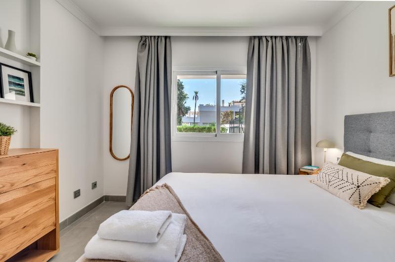 Calma House Aloha Gardens Marbella by VPS - image 32