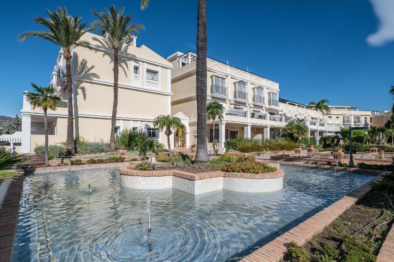 Calma House Aloha Gardens Marbella by VPS - image 16