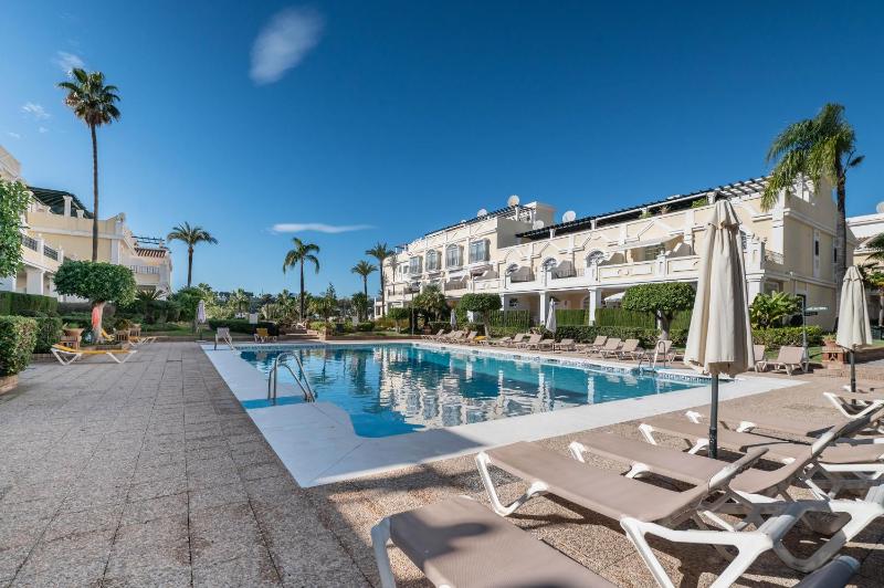 Calma House Aloha Gardens Marbella by VPS - image 9