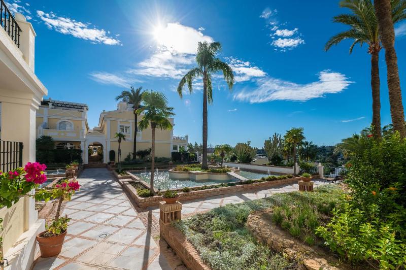Calma House Aloha Gardens Marbella by VPS - image 7