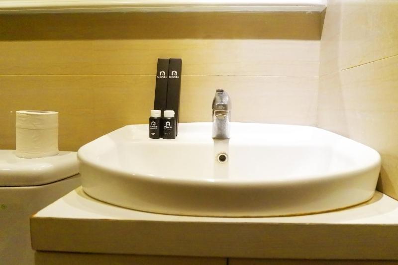 Modern Studio Apartment at Tanglin Tower Supermall Mansion By Travelio - image 12