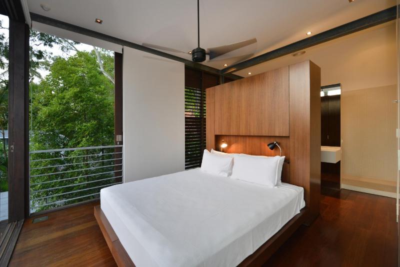 53A Murphy Street - 4 Bedroom Villa Close to Town - image 15