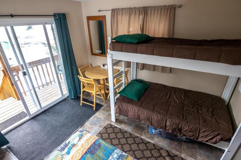 One-Bedroom Holiday Home image 3