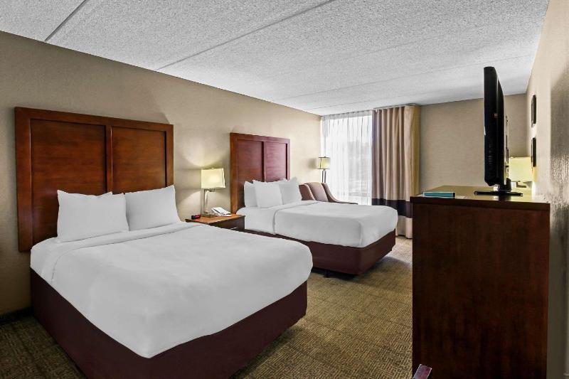 Double Room with Two Double Beds - Non-Smoking image 3