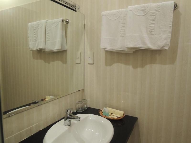 Huyền Trang 2 Hotel Huế - by BAY LUXURY - image 13