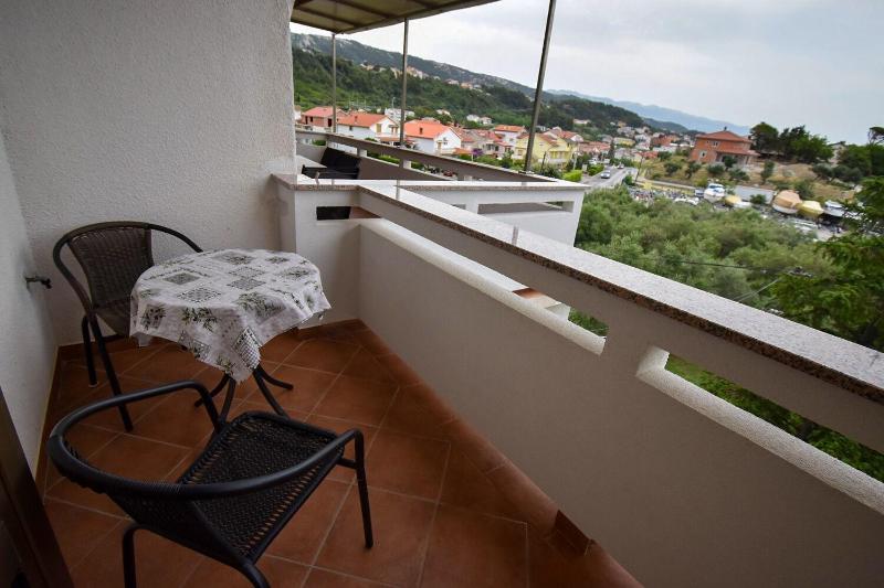 Apartments and Rooms Frane - image 24