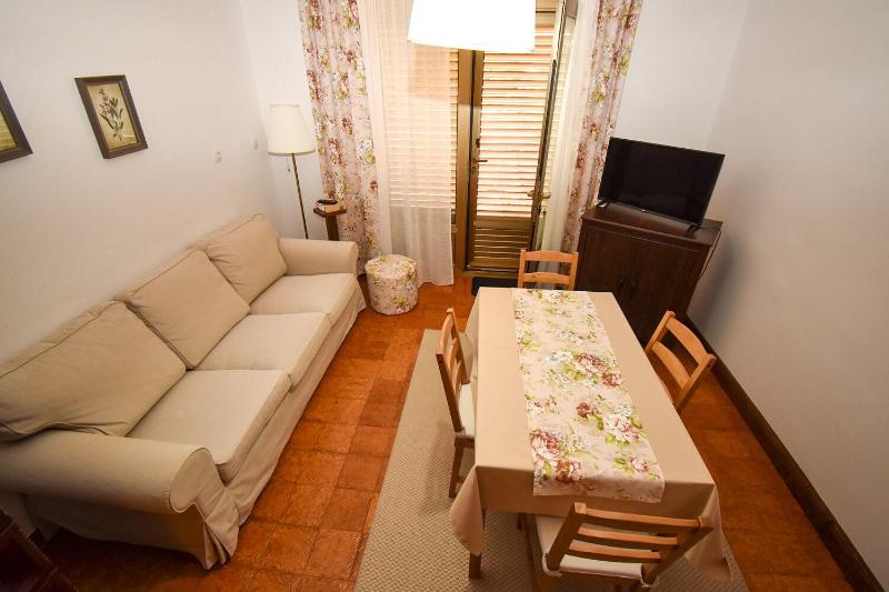 Apartments and Rooms Frane - image 2