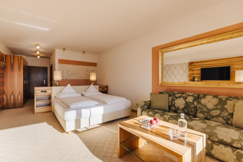 Superior Double Room image 1