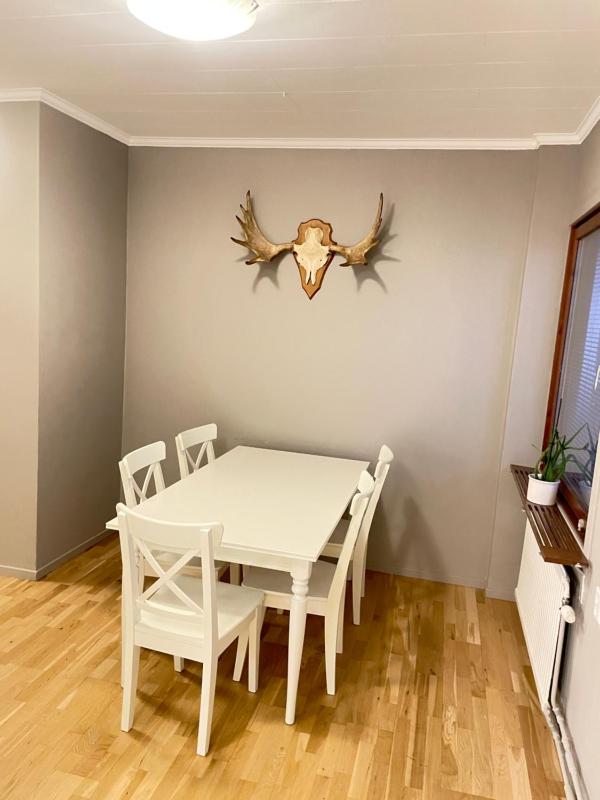 Three-Bedroom Premium Apartment image 4