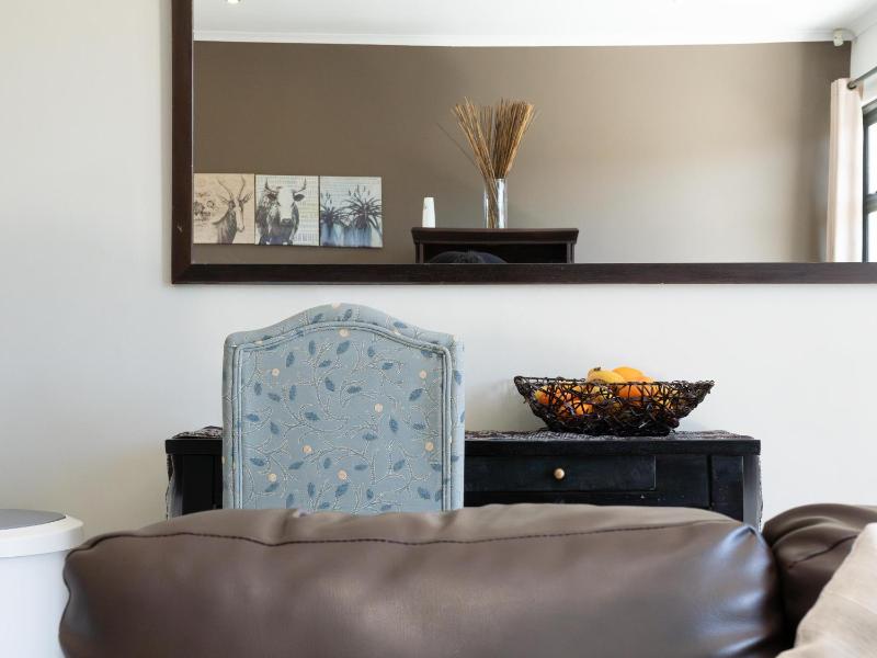 Rieks van der Walt Self-Catering Apartment - image 2