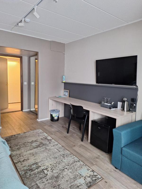 Superior Twin Room with Terrace image 3