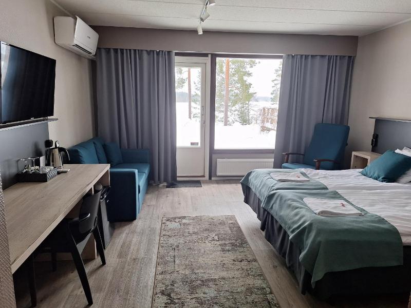 Superior Twin Room with Terrace image 1